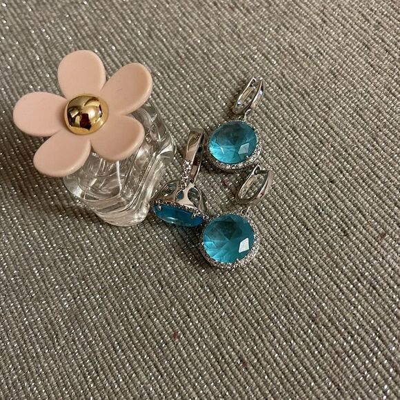 Ring & Earrings set in Sterling Silver - Picture 6 of 9